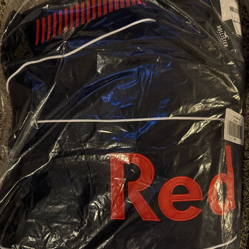 Red Bull Racing Navy Jacket - Picture 3 of 3